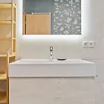 Modern With Parking In *