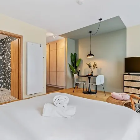 Modern With Parking In Luxemburgo