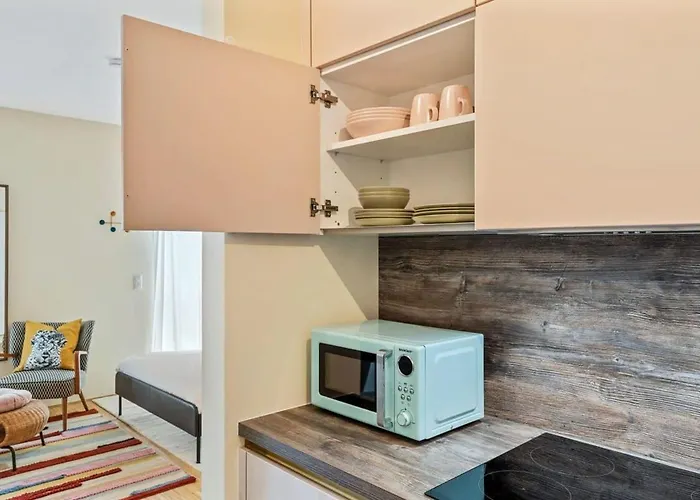 Modern With Parking In Luksemburg