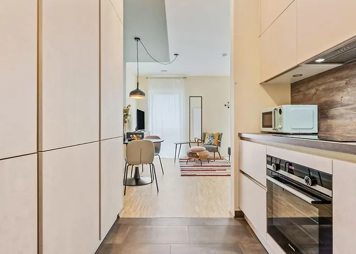 Apartament Modern With Parking In Luksemburg