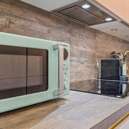 Modern With Parking In Apartmán